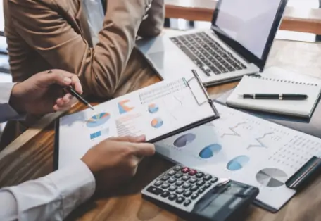 Why a Bachelors in Accounting Is Valuable for Career Development